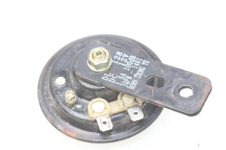 photo de KLAXON PEUGEOT KISBEE 2T 50 (2010 - 2017) - Détail de la pièce