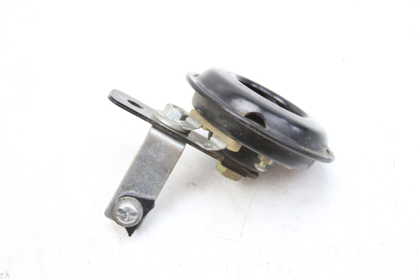 photo de KLAXON PEUGEOT KISBEE 4T 50 (2010 - 2017) - Gros plan technique