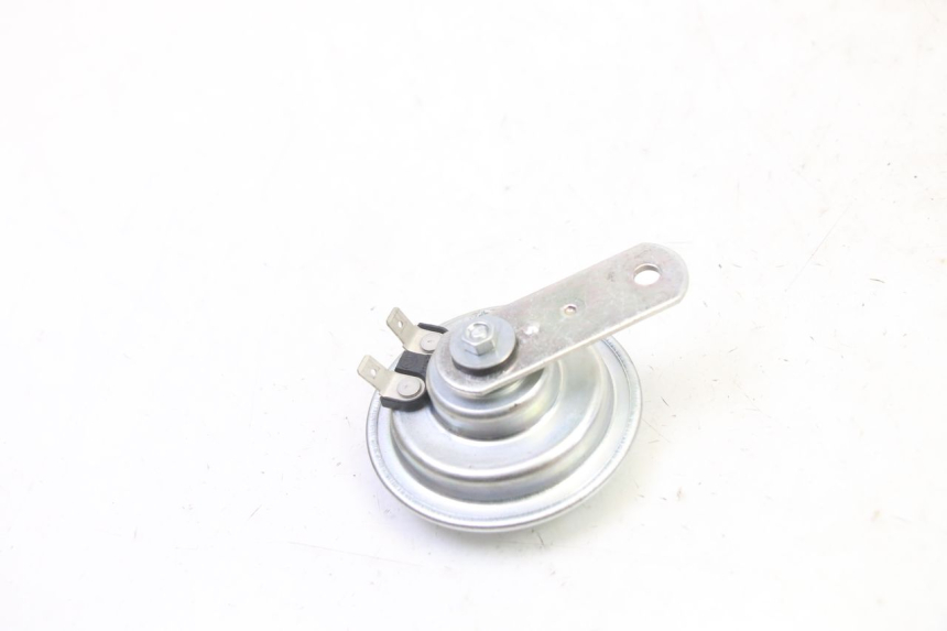 photo de KLAXON PIAGGIO MP3 HPE 310 (2024 - 2025) - Zoom état d’usage