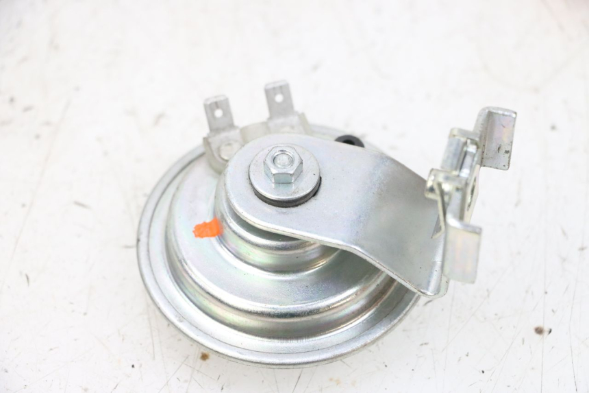 photo de KLAXON PIAGGIO MP3 HPE 300 (2019 - 2026) - Zoom état d’usage