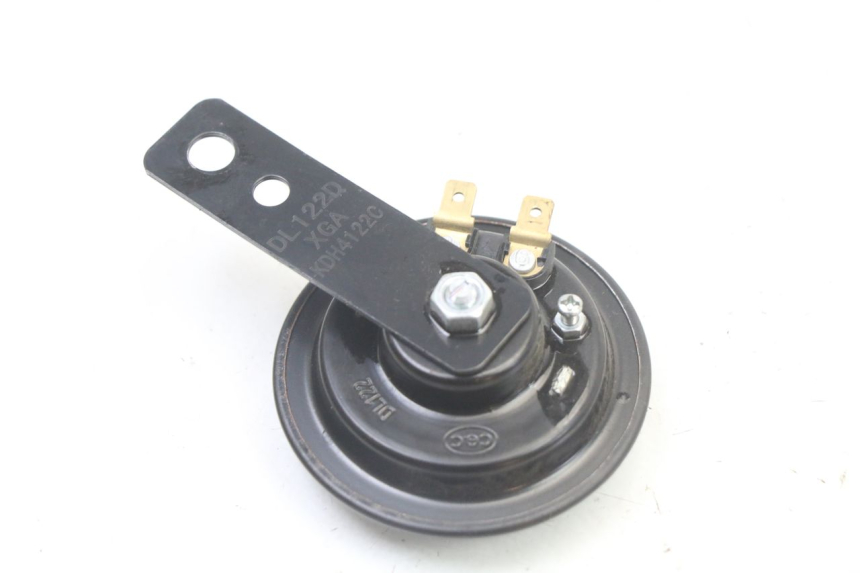 photo de KLAXON SYM ORBIT III 3 4T 50 (2021 - 2025) - Zoom état d’usage