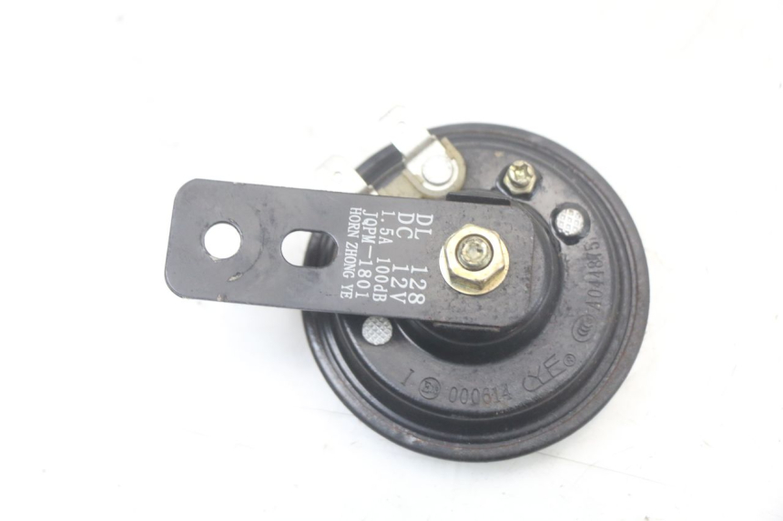 photo de KLAXON PEUGEOT STREETZONE 4T 50 (2018 - 2023) - Zoom état d’usage