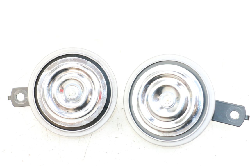 photo de KLAXON ROYAL ENFIELD CONTINENTAL GT 650 (2019 - 2024) - Vue principale