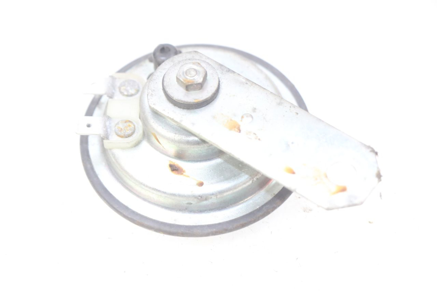 photo de KLAXON SUZUKI SIXTEEN 125 (2008 - 2010) - Détail de la pièce