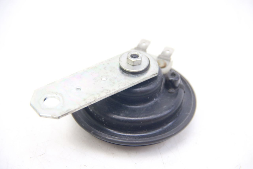 photo de KLAXON SUZUKI SIXTEEN 125 (2008 - 2010) - Autre angle de vue