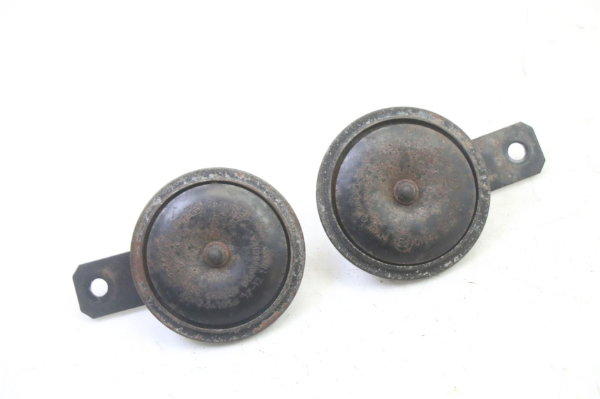 photo de KLAXON TRIUMPH SPRINT 900 (1995 - 1998) - Vue principale