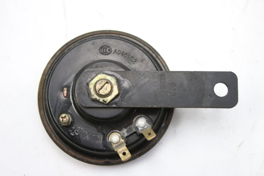 photo de KLAXON PEUGEOT TWEET 125 (2010 - 2017) - Autre angle de vue