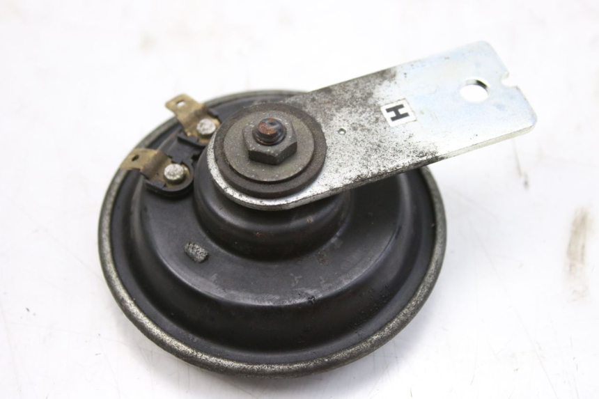 photo de KLAXON YAMAHA XP T-MAX TMAX ABS 500 (2004 - 2007) - Zoom état d’usage