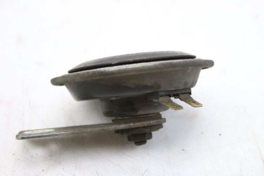 photo de KLAXON YAMAHA XP T-MAX TMAX ABS 500 (2004 - 2007) - Gros plan technique