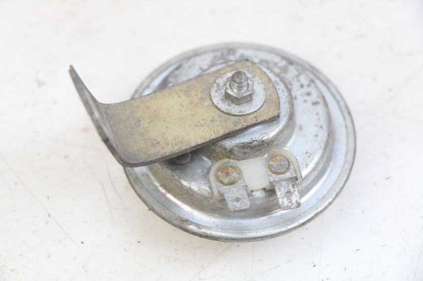 photo de KLAXON PEUGEOT XP6 50 (2006 - 2011) - Détail de la pièce