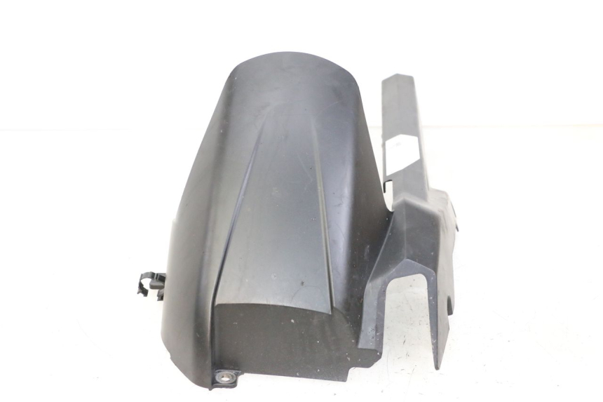 photo de LECHE ROUE SUZUKI GSR 750 (2011 - 2017) - Vue d’ensemble