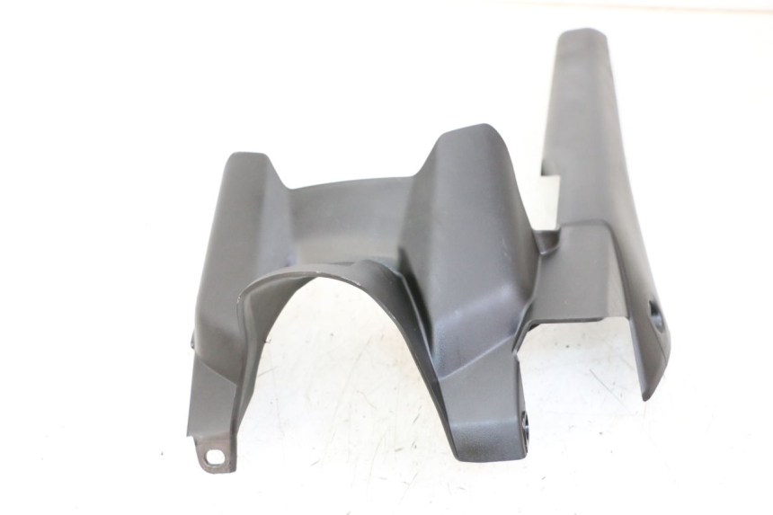 photo de LECHE ROUE YAMAHA TRACER 7 700 (2020 - 2024) - Gros plan technique