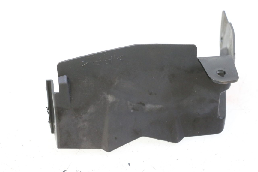 photo de LECHE ROUE YAMAHA XJ6 600 (2008 - 2016) - Gros plan technique