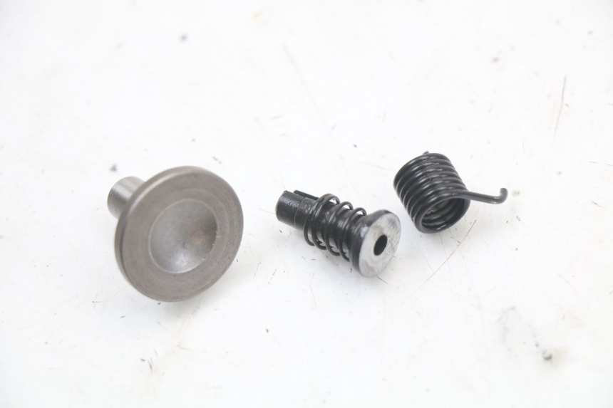 photo de LEVIER EMBRAYAGE REGAL RAPTOR RAXTER 2 125 (2007 - 2015) - Autre angle de vue