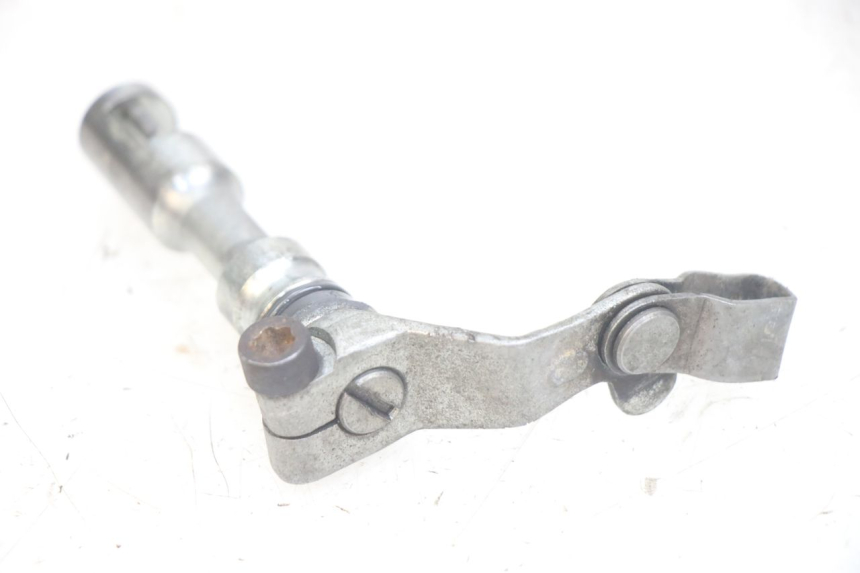 photo de LEVIER EMBRAYAGE GILERA RK 50 (1996 - 1999) - Autre angle de vue