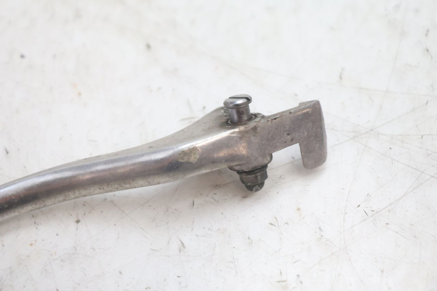 photo de LEVIER FREIN DROIT HONDA FJS SILVER WING SILVERWING 400 (2005 - 2008) - Autre angle de vue