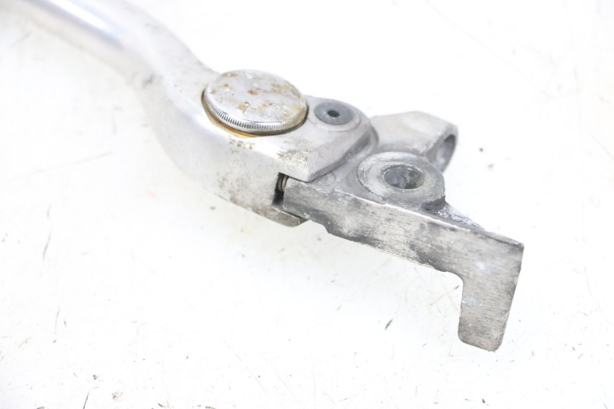 photo de LEVIER FREIN DROIT YAMAHA TDM ABS 900 (2002 - 2014) - Points de fixation