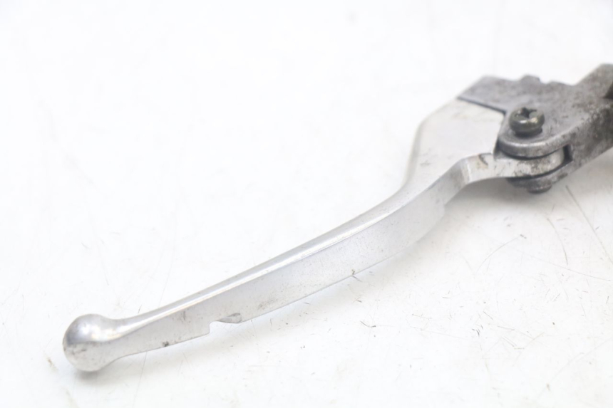 photo de LEVIER FREIN GAUCHE MBK FLAME X 125 (2007 - 2016) - Gros plan technique