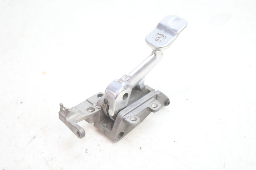 photo de LEVIER FREIN PARKING GILERA GP 800 (2007 - 2013) - Zoom état d’usage
