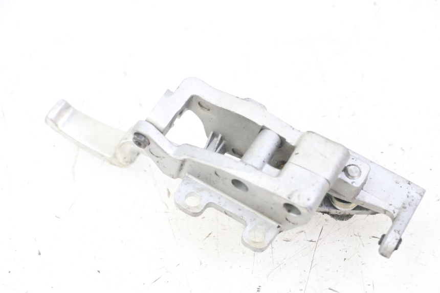 photo de LEVIER FREIN PARKING PIAGGIO IE MP3 YOURBAN 300 (2011 - 2016) - Zoom état d’usage