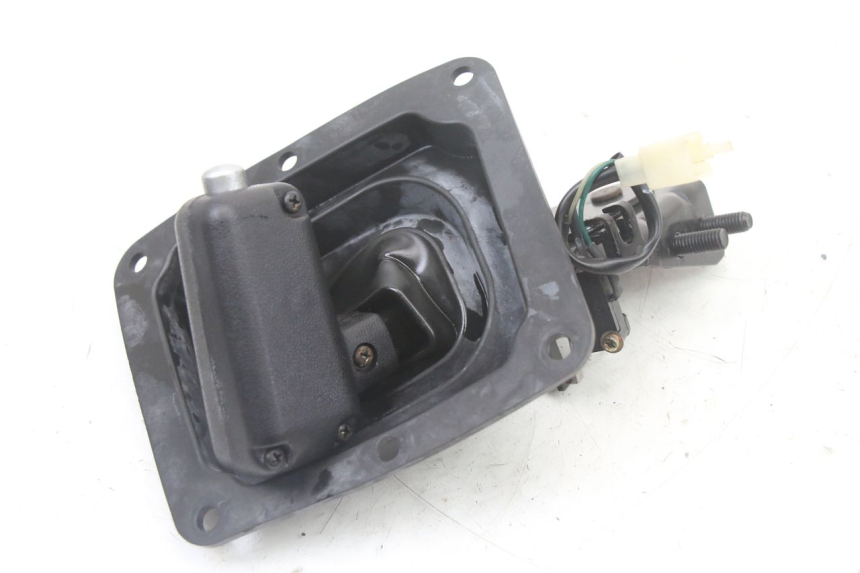 photo de LEVIER FREIN PARKING KYMCO XCITING 500 (2007 - 2010) - État de surface