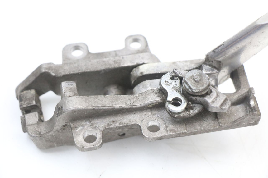 photo de LEVIER FREIN PARKING PIAGGIO MP3 LT 400 (2007 - 2012) - Gros plan technique