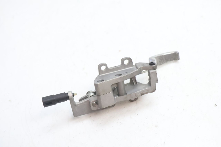 photo de LEVIER FREIN PARKING PIAGGIO MP3 LT 400 (2007 - 2012) - Autre angle de vue