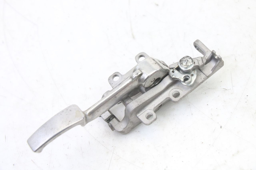 photo de LEVIER FREIN PARKING PIAGGIO MP3 500 (2011 - 2015) - Autre angle de vue