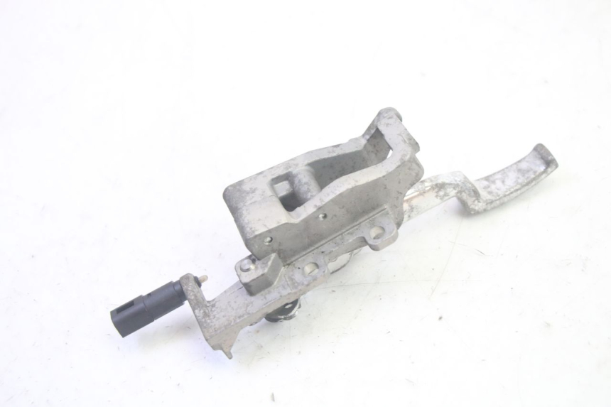 photo de LEVIER FREIN PARKING PIAGGIO MP3 RL 250 (2006 - 2010) - Gros plan technique