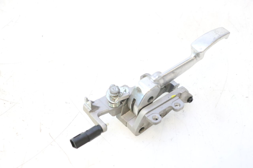 photo de LEVIER FREIN PARKING PIAGGIO MP3 500 (2011 - 2015) - Points de fixation