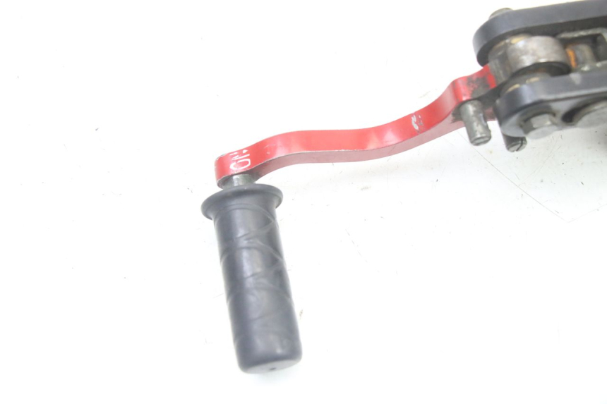 photo de LEVIER FREIN PARKING LIGIER PULSE 3 1 (2014 - 2020) - État de surface