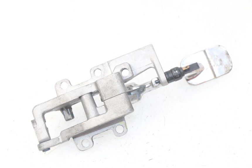 photo de LEVIER FREIN PARKING APRILIA SRV 850 (2012 - 2017) - Zoom état d’usage