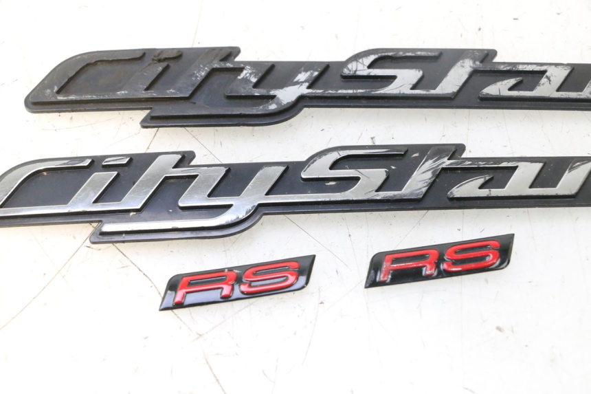 photo de LOGO MARQUE PEUGEOT CITYSTAR 2T 50 (2018 - 2021) - Gros plan technique