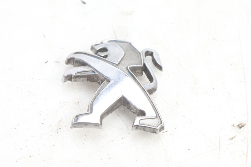 photo de LOGO MARQUE PEUGEOT CITYSTAR 125 (2011 - 2017) - Zoom état d’usage