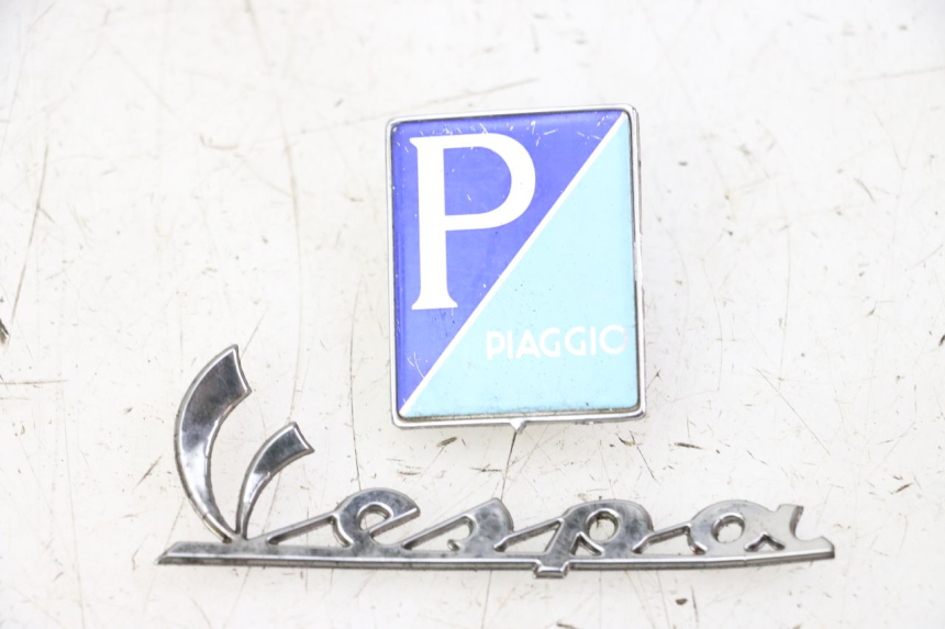 photo de LOGO MARQUE PIAGGIO LXV 4T 50 (2009 - 2013) - Vue principale