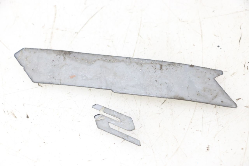 photo de LOGO MARQUE PIAGGIO MP3 HPE 310 (2024 - 2025) - Points de fixation