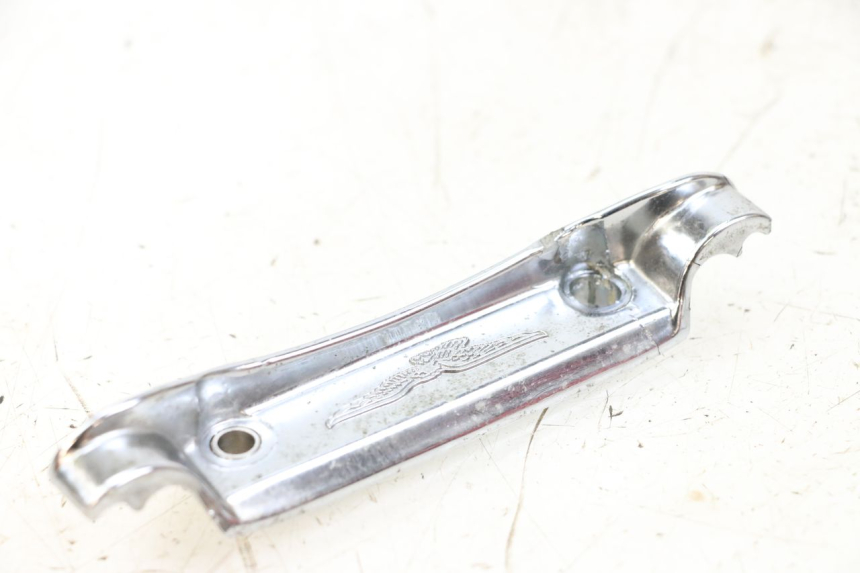 photo de LOGO MARQUE MOTO GUZZI NORGE 8V GT 1200 (2011 - 2016) - Zoom état d’usage