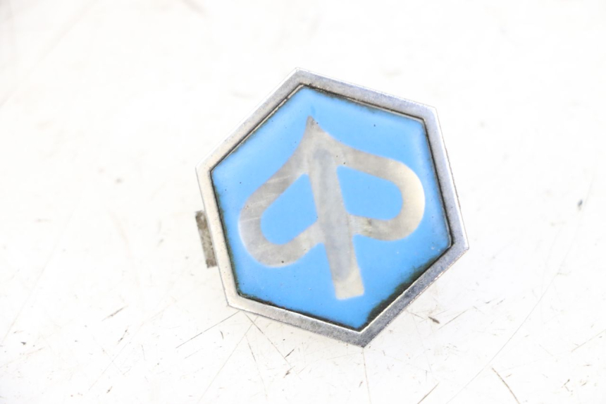 photo de LOGO MARQUE PIAGGIO X8 125 (2004 - 2007) - Vue principale