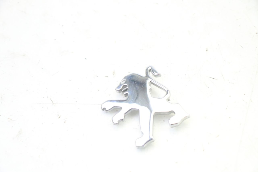photo de LOGO MARQUE PEUGEOT SATELIS 250 (2006 - 2012) - Vue principale