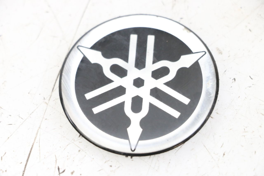 photo de LOGO MARQUE YAMAHA TDM ABS 900 (2002 - 2014) - Vue principale