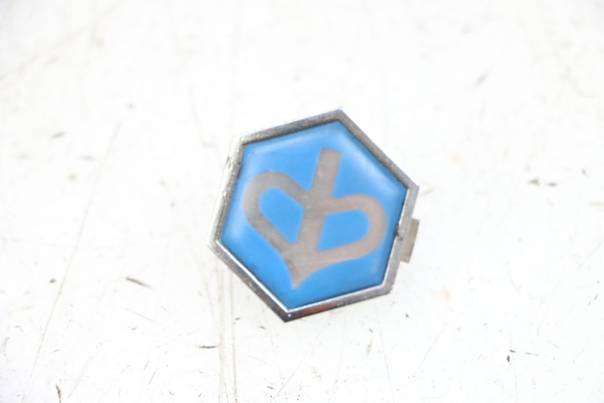 photo de LOGO MARQUE PIAGGIO X8 125 (2004 - 2007) - Vue principale