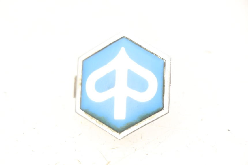 photo de LOGO MARQUE PIAGGIO X9 EVOLUTION 125 (2003 - 2007) - Vue principale