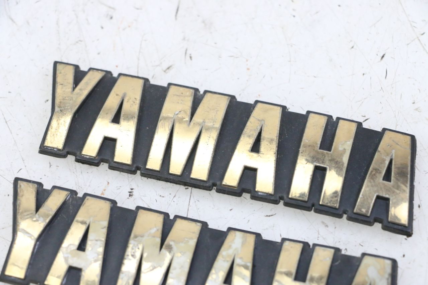 photo de LOGO MARQUE YAMAHA SR 125 (1982 - 2003) - Autre angle de vue