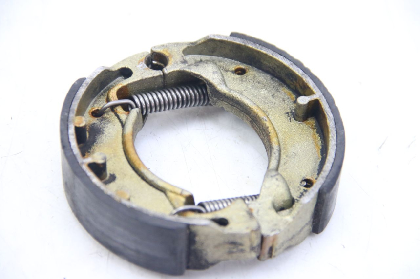 photo de MACHOIRE FREIN MBK BOOSTER SPIRIT NAKED 50 (2004 - 2017) - Détail de la pièce