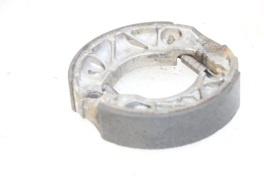 photo de MACHOIRE FREIN MBK BOOSTER SPIRIT NAKED 50 (2004 - 2017) - Détail de la pièce