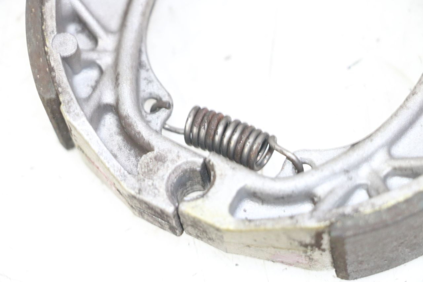 photo de MACHOIRE FREIN PEUGEOT KISBEE 2T 50 (2018 - 2022) - Zoom état d’usage