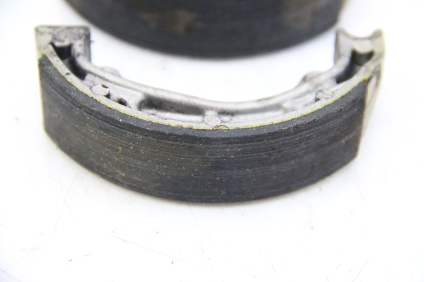 photo de MACHOIRE FREIN PEUGEOT KISBEE 4T 50 (2010 - 2017) - Autre angle de vue