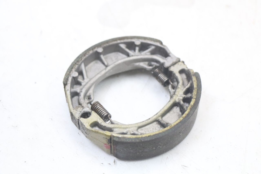 photo de MACHOIRE FREIN PEUGEOT KISBEE 2T 50 (2010 - 2017) - Détail de la pièce