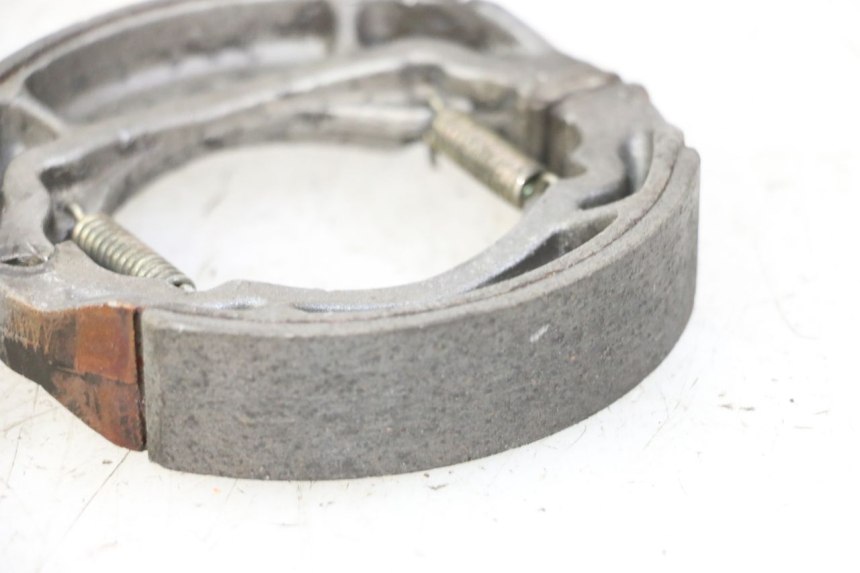 photo de MACHOIRE FREIN PGO RODOSHOW 2T 50 (2003 - 2007) - Autre angle de vue