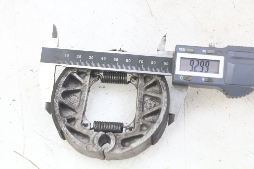 photo de MACHOIRE FREIN PIAGGIO TYPHOON 50 (1993 - 1999) - Détail de la pièce